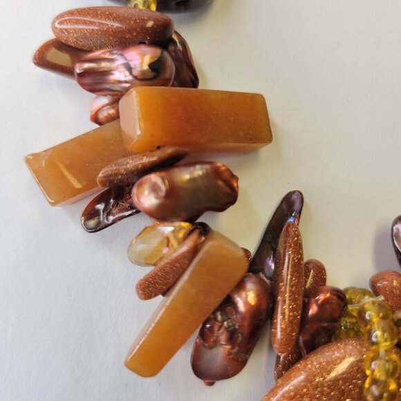 Brown hued gemstone fashion necklace and earrings set - Picture 13 of 14